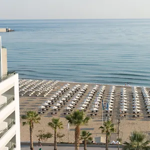 Aquila Porto Hotell