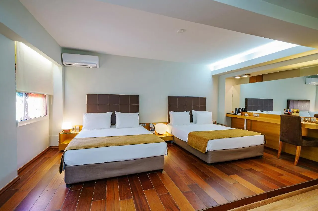 Capsis Hotel Selanik Yunanistan
